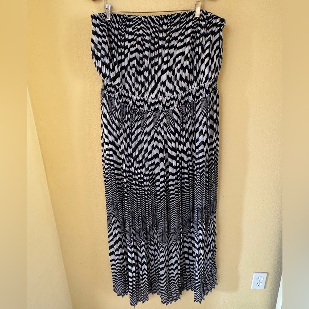 Lane Bryant Size 18/20 Black/White Maxi Dress Removable Spaghetti Straps NEW
